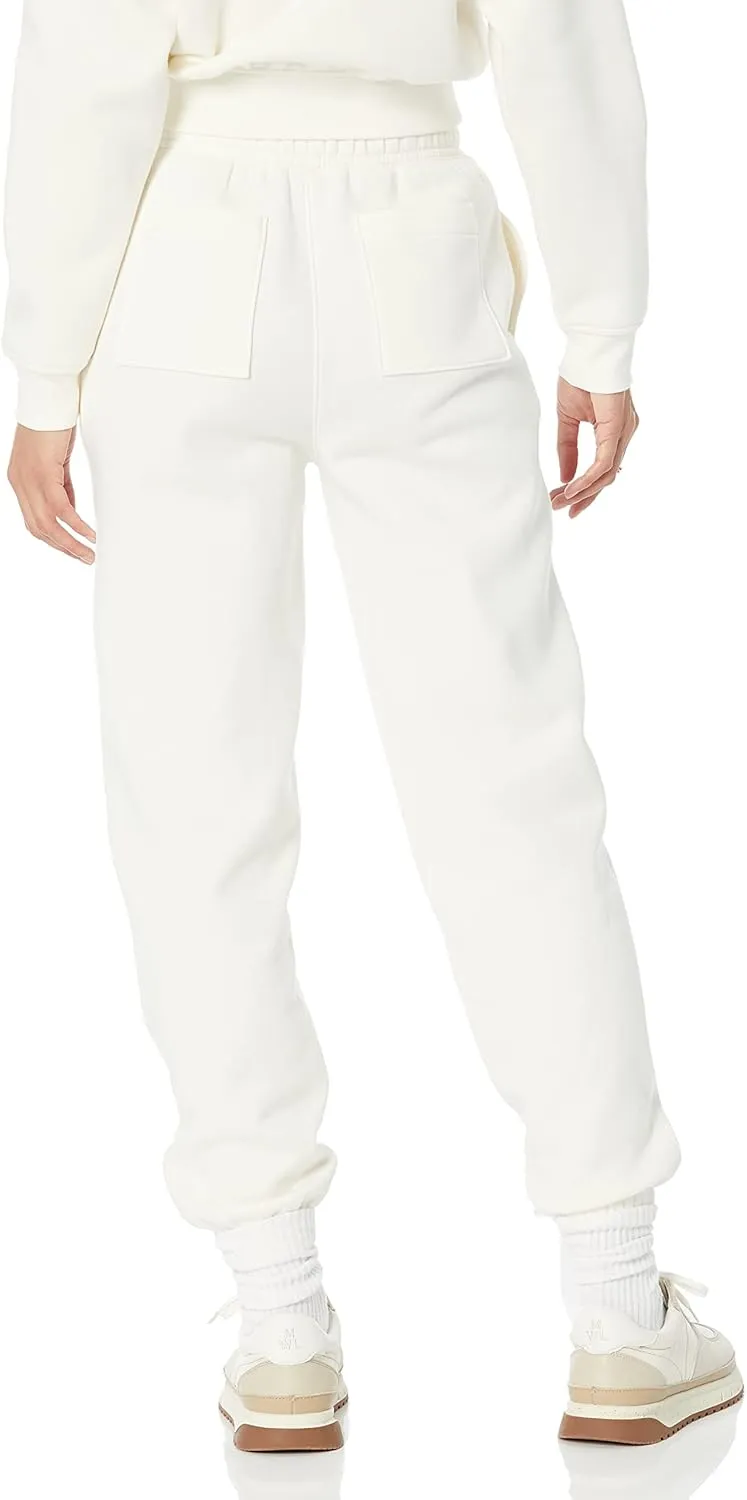 Amazon Essentials Women's Relaxed Jogger (Available in Plus Size)